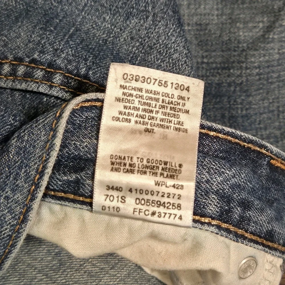 Vintage Y2K Levis 559 Denim Jeans 36x30  Distressed Relaxed Straight Hi-rise